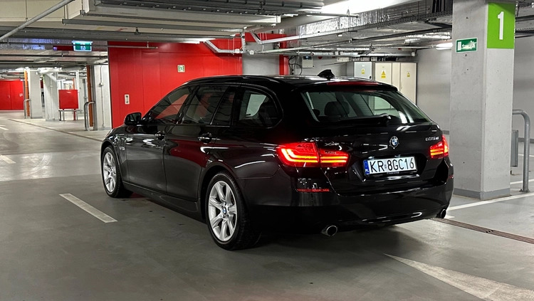 BMW Seria 5 cena 77900 przebieg: 263058, rok produkcji 2015 z Kraków małe 631